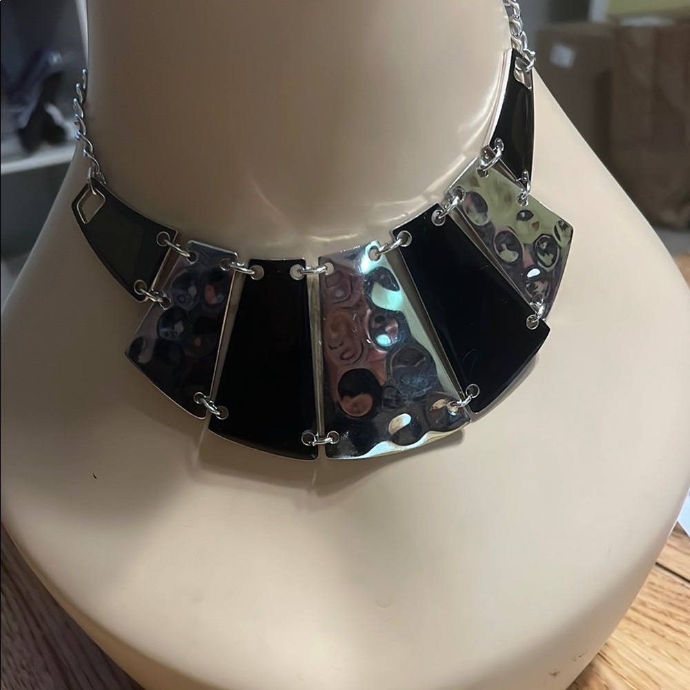 Elegant Black and Silver Necklace